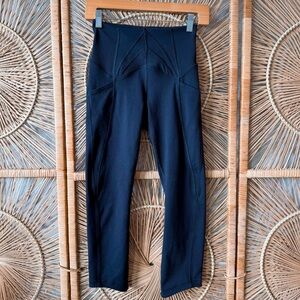 Lululemon Black High-Waisted Crop Run Leggings Pants SZ 4